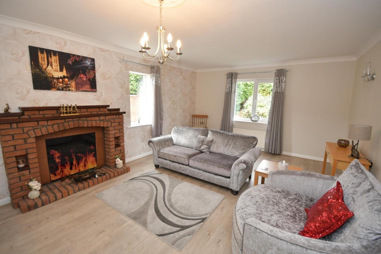 Little Hare Lodge - Spacious 2 Bedroom Attached Bungalow Woodhall Spa Exterior photo